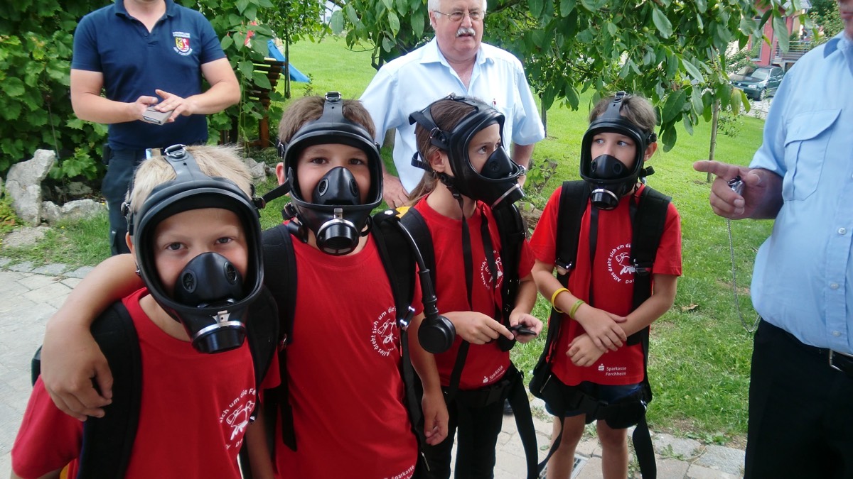 Gruppenbild Kinderfeuerwehr Dormitz